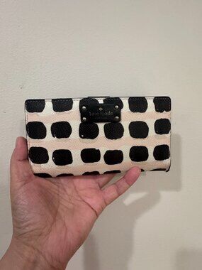 Kate Spade Stacy Grove Street Black, Pink, and White Bifold Wallet